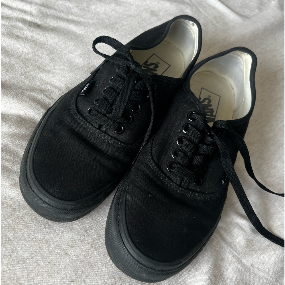 black vans